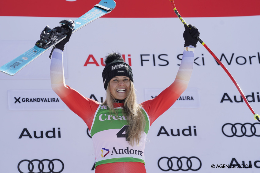 Corinne Suter remporte la descente de Soldeu